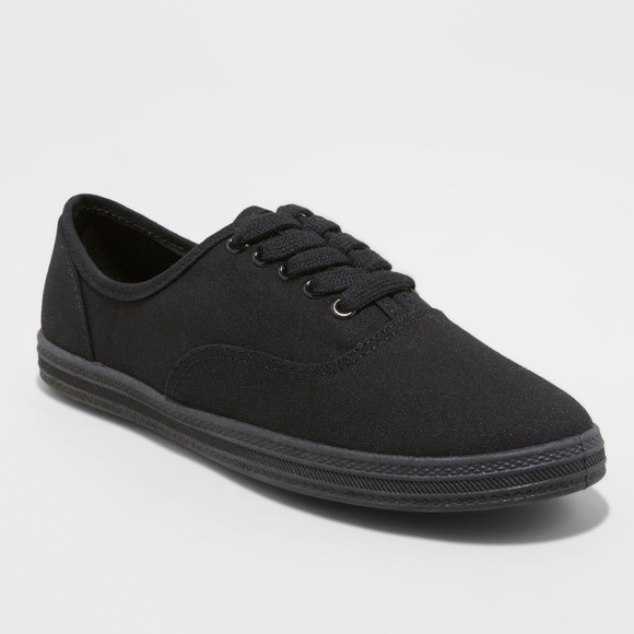 🎀 Lace Up Canvas Sneakers🎀 - Picture 1 of 3